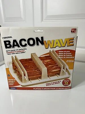 The Original Bacon Wave Microwave Bacon Tray Cooks Up To 14 Slices As Seen On TV • $11.61