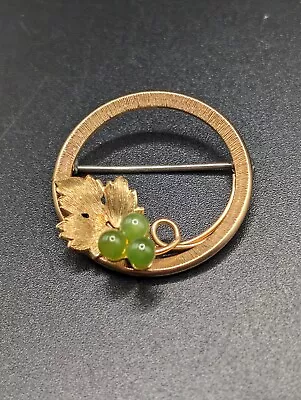 Vintage Signed KREMENTZ Gold Filled Green Jade Grapes Brooch Pin • $19.99