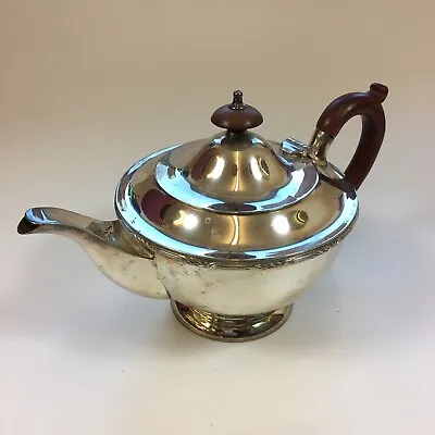 Vintage Silver Plated Walker & Hall Teapot Sheffield 1 1/2 Pints 24cm In Length  • £24.95