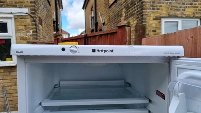 £25 • Buy Hotpoint FL1810 Fridge Freezer