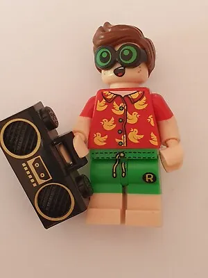Vacation Robin The LEGO Batman Movie Series 2 LEGO Minifigures 71020 • $8.95