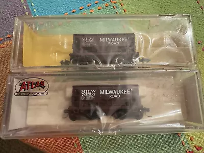 2 Atlas N Scale Ore Cars With Load; Milwaukee Road • $19.50