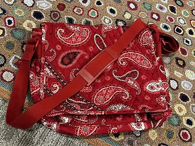 Vera Bradley Mesa Red Paisley Americana Crossbody Laptop School Messenger Bag Eu • $34.95