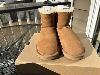 UGG Boot- New-Free Shipping • $100