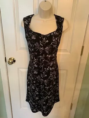 Tailor By B Moss Sleeveless Floral Dress Size 12 • $16.99