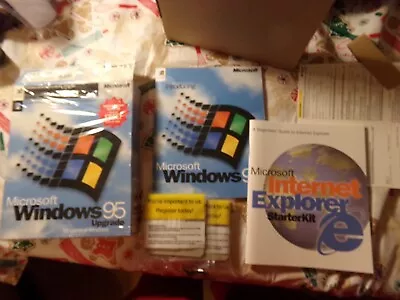 1995 Microsoft Windows 95 Upgrade Box 3.5  Disc Set PC Computer Software • $19.99