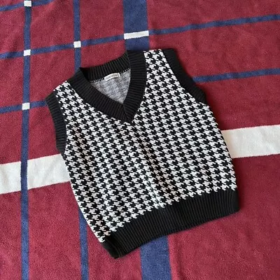 $20 • Buy Sdencin 90s OVERSIZED Houndstooth Pattern Knit Sweater Vest Sleeveless V-Neck M