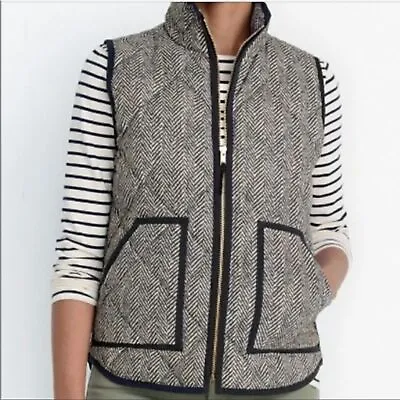 XS. J Crew. Herringbone Zip Up Vest. Black And White • $15