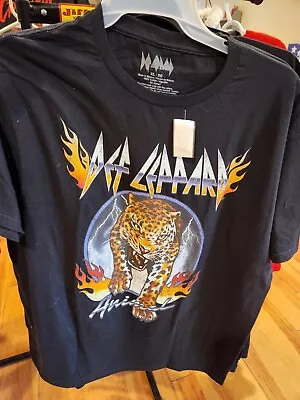 Def Leppard Animal Men's Band Graphic T Shirt Tee Size XL NEW • $14.95