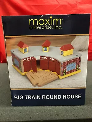 Maxim Wooden Trains BIG TRAIN ROUNDHOUSE Fits 5 Trains NEW • $49.97