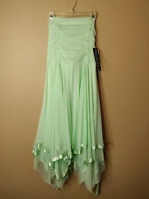 Masquerade Women's 13/14 Lined Formal Dress Green Strapless Back Zip Belted NWT • $18.85