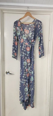 $100 • Buy Tigerlily Batik Floral Wrap Maxi Sz.10