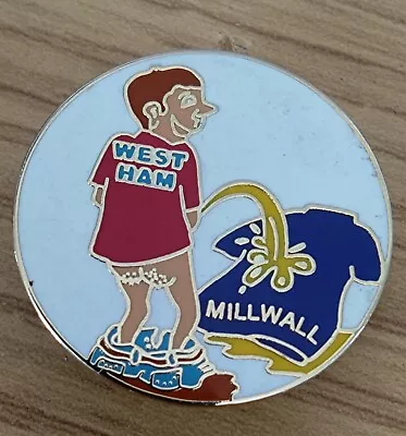 £0.99 • Buy West Ham United Football Club Badge