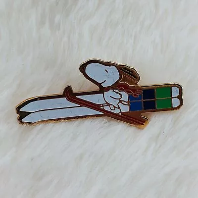 Vtg Snoopy Skiing PEANUTS Ski Resort Souvenir Enamel Schulz Lapel Pin • $8.79