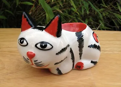 Lorna Bailey Cat Egg Cup Limited Edition 5/100 March 2002 (Ref Catalogue 1 Book) • £58.50