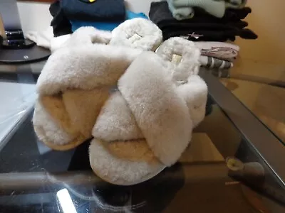 UGG Fuzzette Crisscross Fluffy Slipper Women's 6 Beige Slide Sandals • $24.64