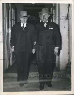 1945 Press Photo Pres.Harry S. Truman With His Brother J. Vivian Truman • $19.99