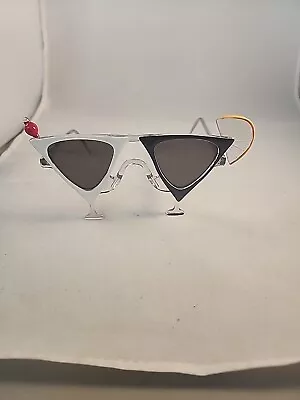 Vintage Martini Glass Shaped Sunglasses Italian Design Made In Taiwan 57015  • $24.99