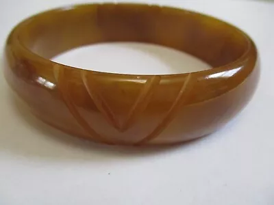 Vintage 3/4 Inch Wide Butterscotch Marble BAKELITE Bangle  Bracelet TESTED • $21.99