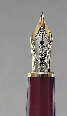 Montblanc Meisterstuck Burgundy Fountain Pen 14K 585. • $199.99