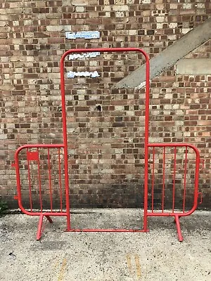 £50 • Buy Used Walkthrough Site Crowd Safety Pedestrian Fencing Barriers Shops Building