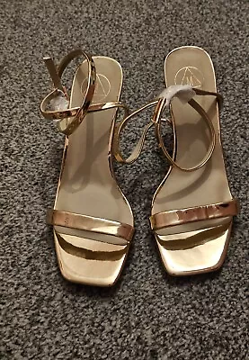 **brand New**missguided**gold**shoes** • £15