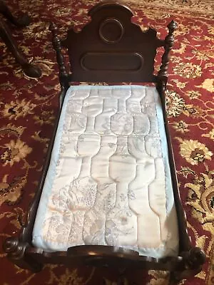 Victorian Renaissance Revival Style Walnut Doll Bed • $50