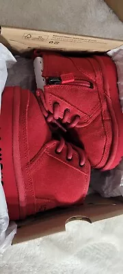 UGG Neumel II Toddler Red Size 6 • $19