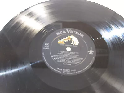 Elvis’ Christmas Album Lp 1957 ORIGINAL  RCA# LOC-1035     BEAUTIFUL!  THE KING • $160