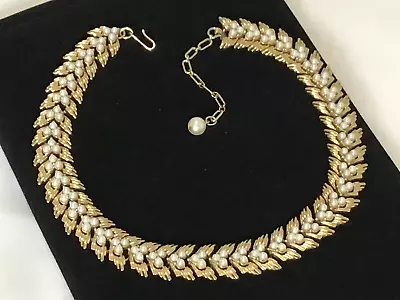 TRIFARI Necklace Tiny Pearls Leaves Flower Vintage Good Tone • $35