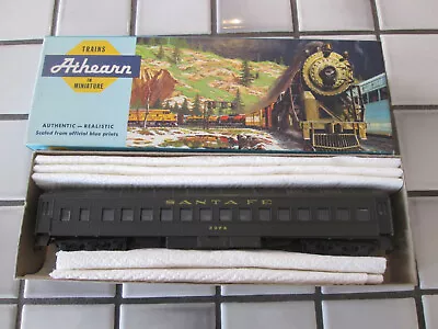 Athearn SANTA FE Passenger Car HO SCALE • $13.75