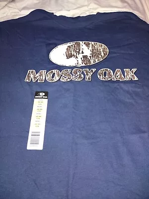 Mossy Oak Graphic T-shirt Sz Large • $6.99