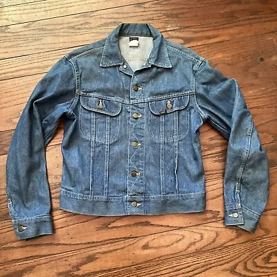 Vintage Lee Trucker Denim Blue Jean Jacket Size 40R 100% Cotton PATD 153438 USA • $49.99