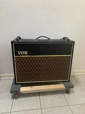 Vox AC30C2 30 Watt Guitar Amp • $999