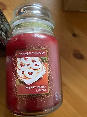 *Yankee Candle Usa Deerfield Rare Large Jar - Merry Berry Linzer* • £20