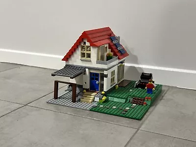 LEGO Creator 3 In 1 5771 - Hillside House **Retired** • $79.99