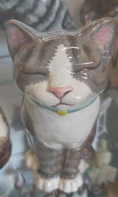 £49.99 • Buy New For 2023 Studio Poole Pottery Traditional Design  Cheeky Cat 7 Inches Tall 