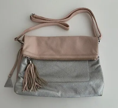 L Credi Italy Genuine Pebbled Leather Silver/Pink Crossbody Bag - Excellent  • £19.50