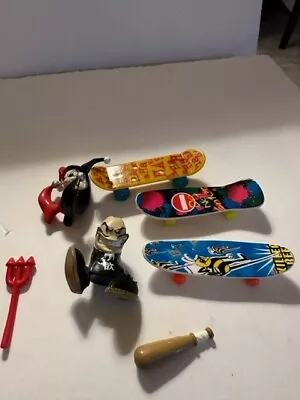 Tech Deck Dude Misc Dudes Pieces  Magna Series 2001 & Fingerboards  RARE • $9.95