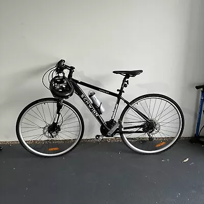 Schwinn Searcher Bike Black In Good Condition ($660 USD RRP) • $550