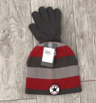 Junior Converse Hat & Gloves Age 4 - 7  Years - Red • $21.06