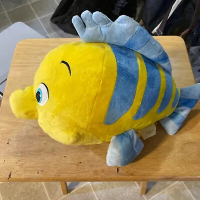 DISNEY STORE EXCLUSIVE THE LITTLE MERMAID  12 In PLUSH FLOUNDER • $9.99