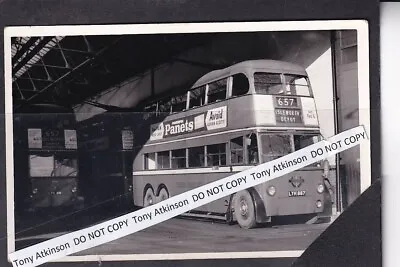 London Transport - Q1 Type Trolley Bus No. 1887 @ Isleworth Dep - Photo - B11468 • £1