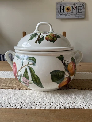 £35 • Buy Portmeirion Pomona Casserole Dish/Soup Tureen