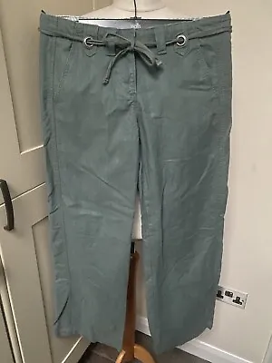 Size 12 Ladies  Combat/cargo Style Trousers  Fatface Khaki Green • £7.50