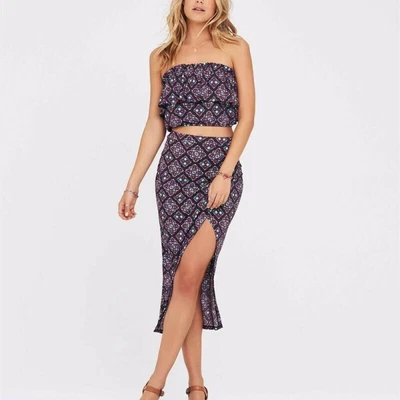 $28 • Buy BNWOT Tigerlily Anahata Skirt And Bandeau Top Set - Size AU 12