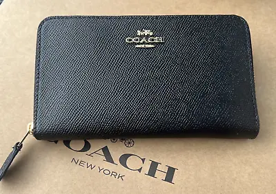 Coach Crossgrain Leather Medium Zip Around Wallet  58584 Gold/black $175 • $130.18