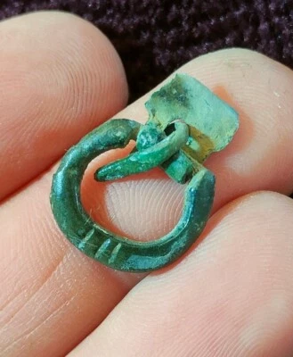 £4 • Buy Metal Detecting Find  Single Looped Buckle 1250-1650 Medieval 40