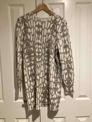 £5 • Buy Asos - Snake Print Soft Jumper Dress - 10