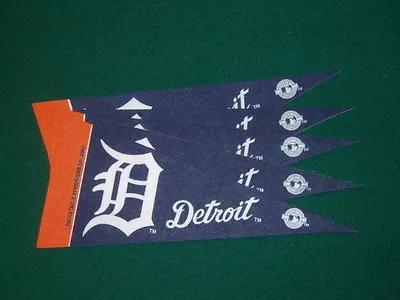 Detroit Tigers Mlb Licensed Mini Pennant New  • $2